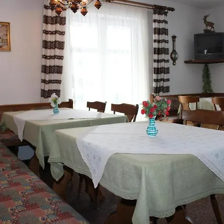 Haus Heimattreu Guest house