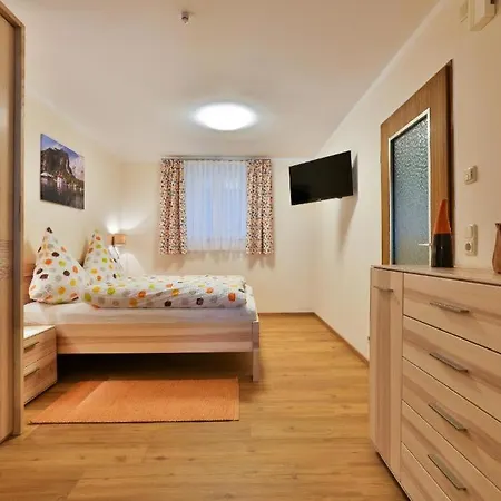 Haus Heimattreu بيت ضيافة